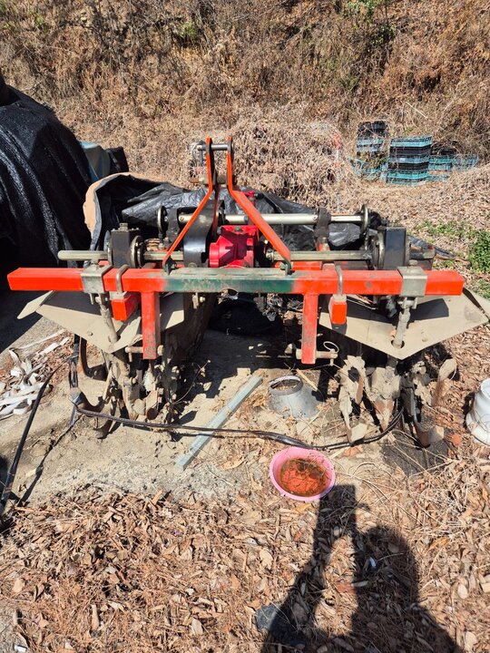 대성 트랙터용진동배토기 진동배토기