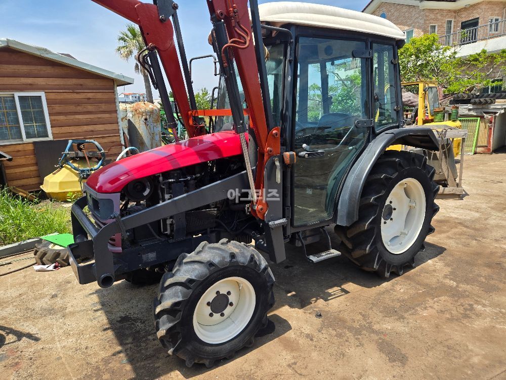 TYM 트랙터 t431 (43마력)
