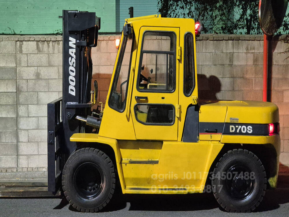 Doosan Forklift D70S 