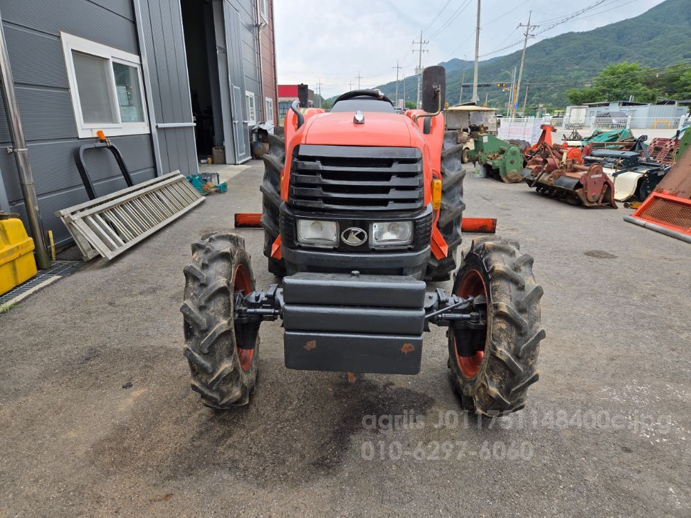 Kubota Tractor L44 (42hp)