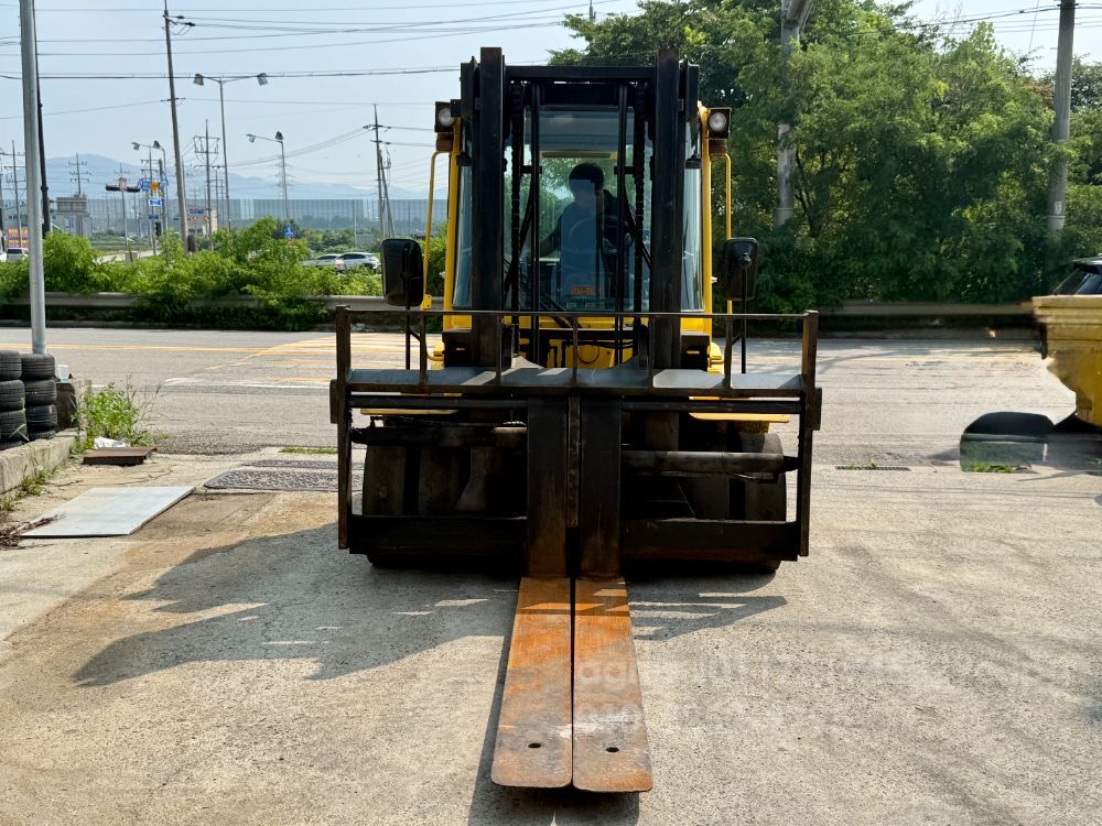 Hyundai Forklift 70DE 