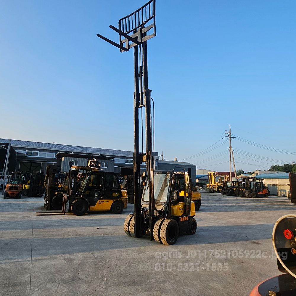 Doosan Forklift D25S-3하이3단더블중고 