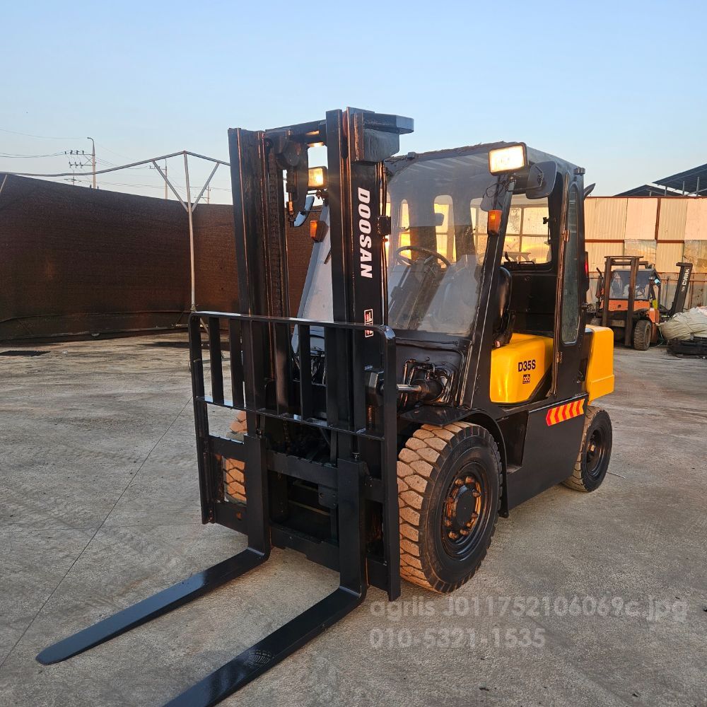 두산 지게차 3.5톤중고