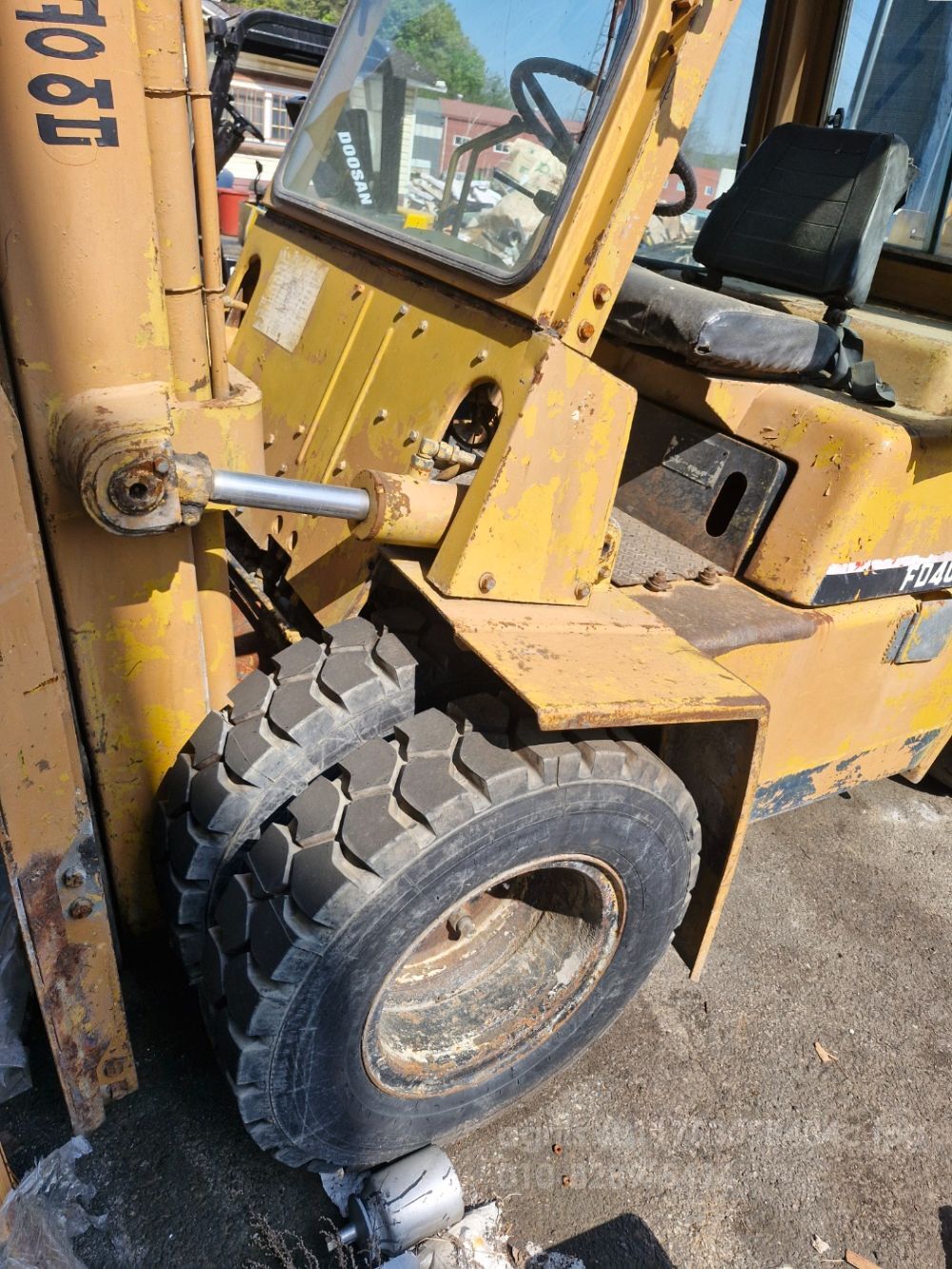 대우 지게차 FD40S4 FD 4톤 디젤 새타이어 (4.0톤)