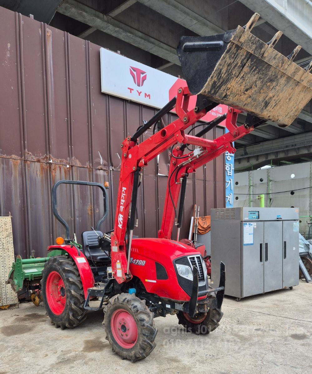 Kukje Tractor A4200 (42hp)
