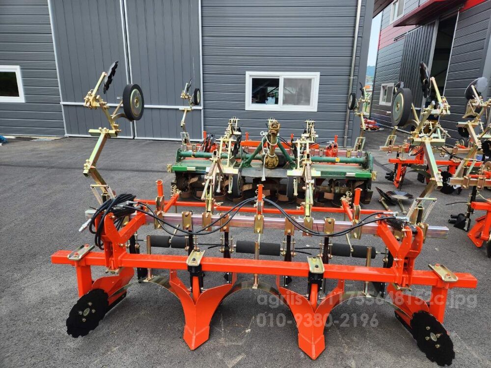 대성농기계 트랙터형 휴립피복기 트랙터형 휴립피복기