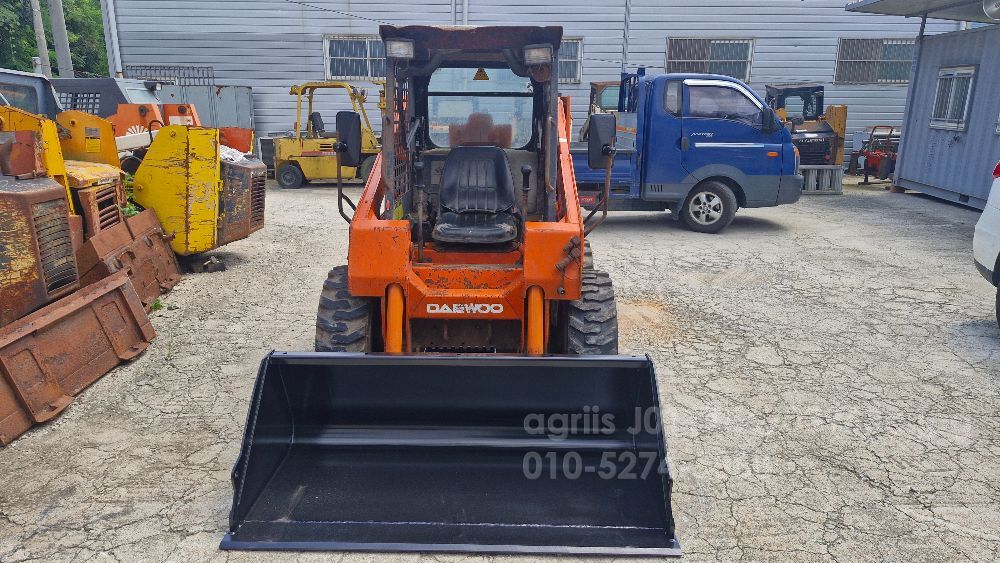  Skid steer loader DSL602 