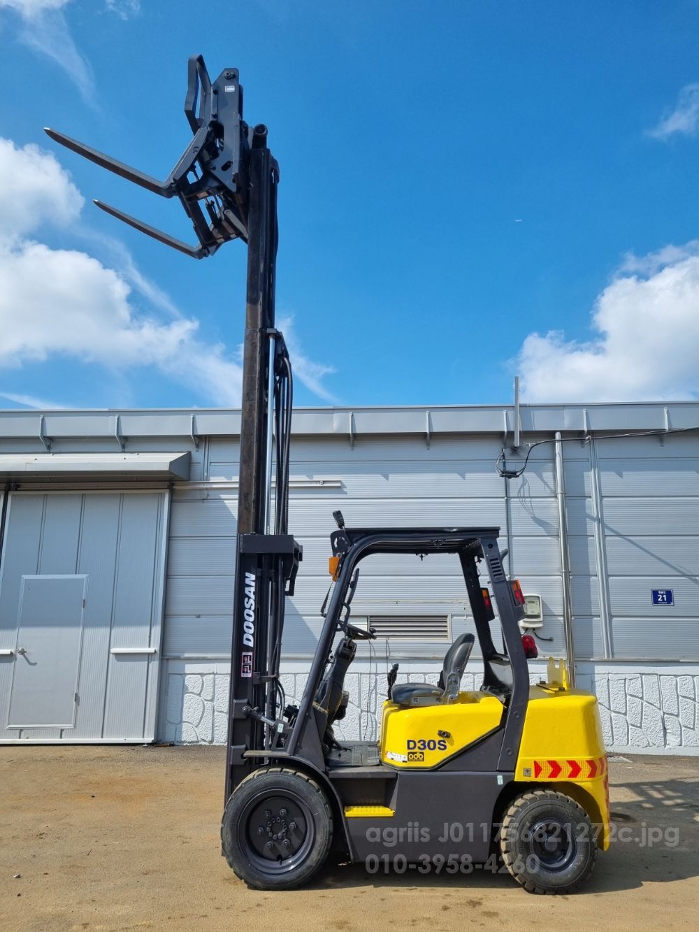 두산 2.98톤 지게차 D30S (3.0톤)