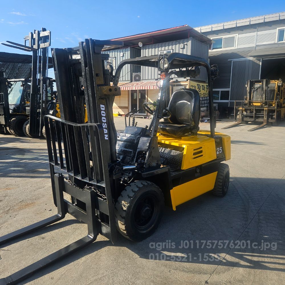 두산 지게차 FD2.5톤 (2.5톤)