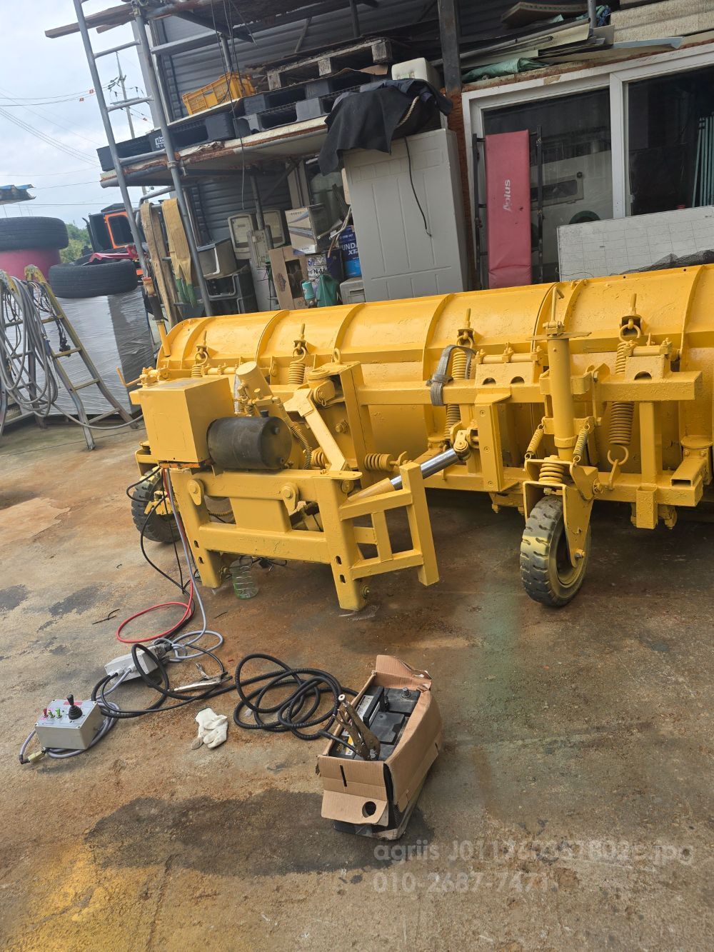 이텍  제설기 3200