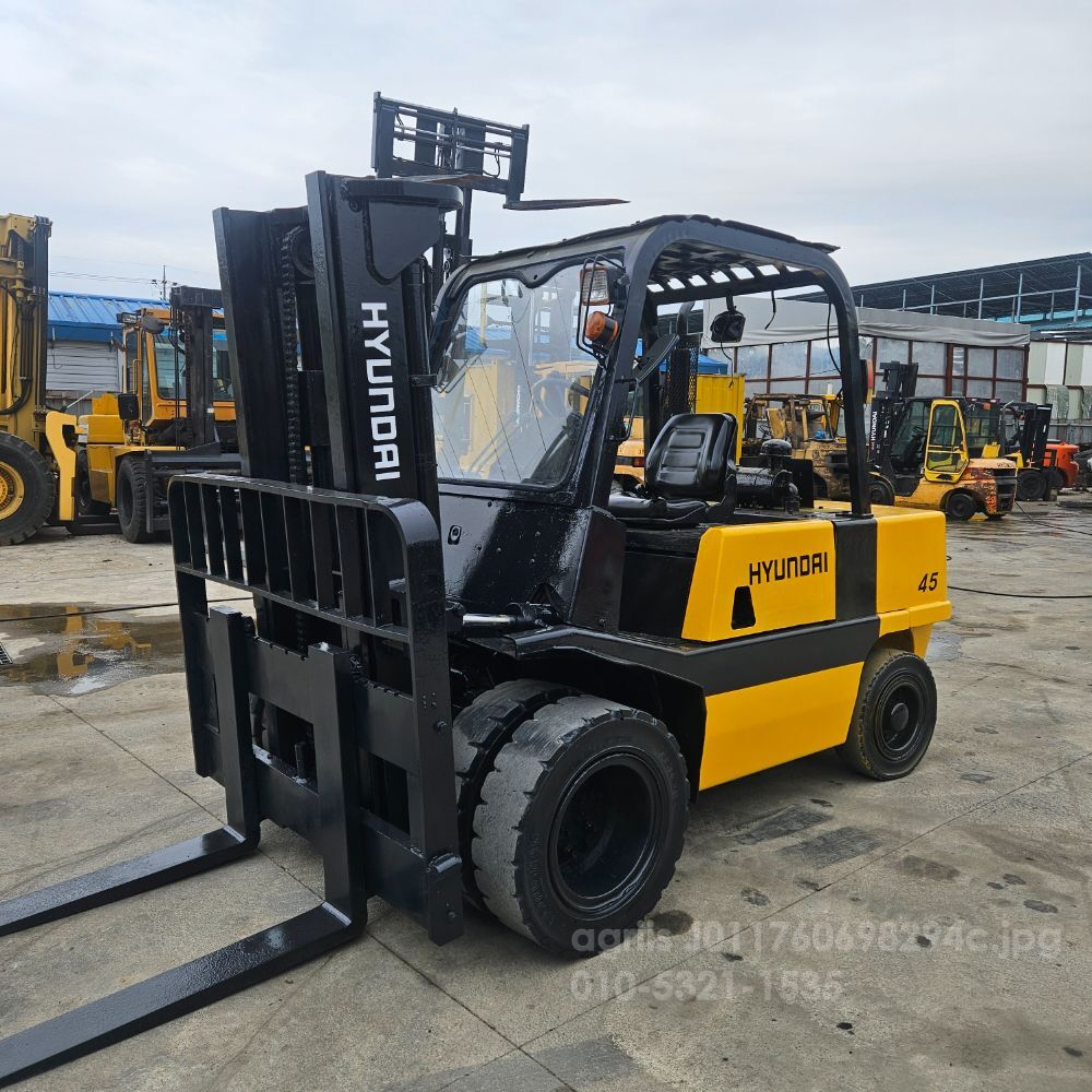현대 지게차 PF45D중고 (4.5톤)