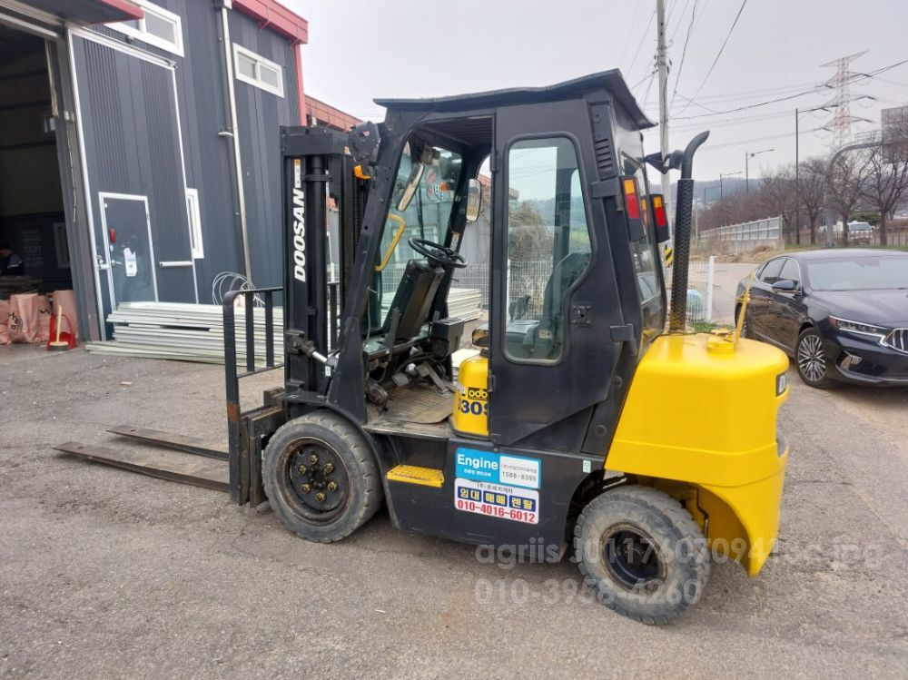  Forklift D30S-3 (3톤)