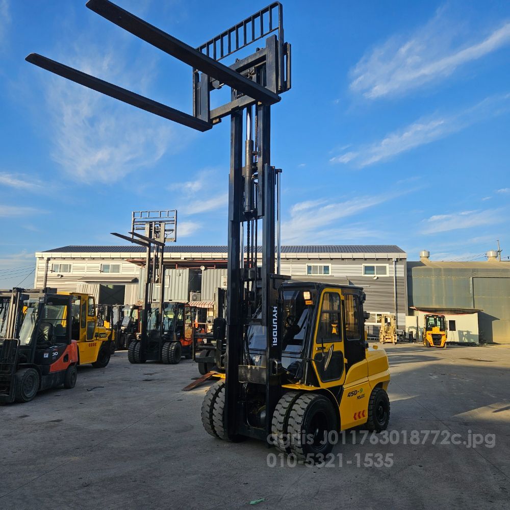 현대 지게차 45D-9 (4.5톤)