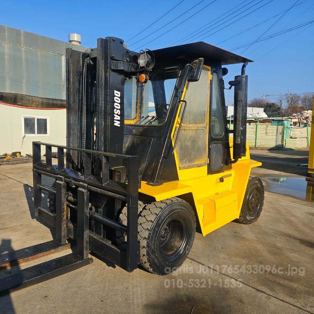 두산 지게차 LD50자동발 (5톤)