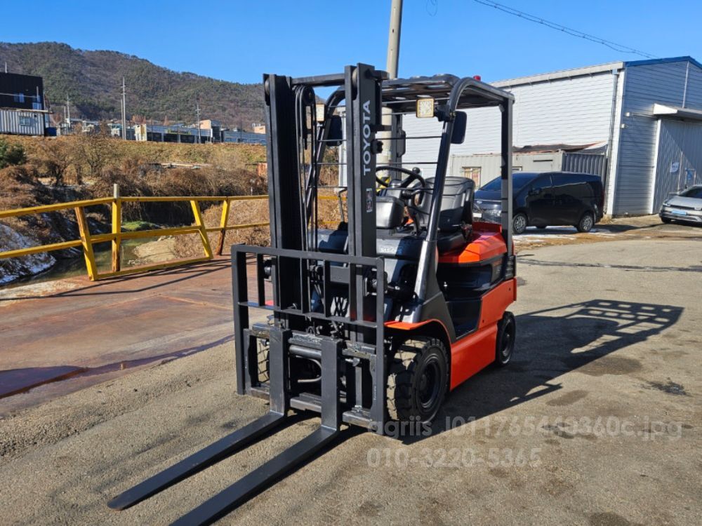 도요타 지게차 1.5톤 좌식 전기 전동 일본 사이드 최상급 22년식 배터리 (1.5톤)