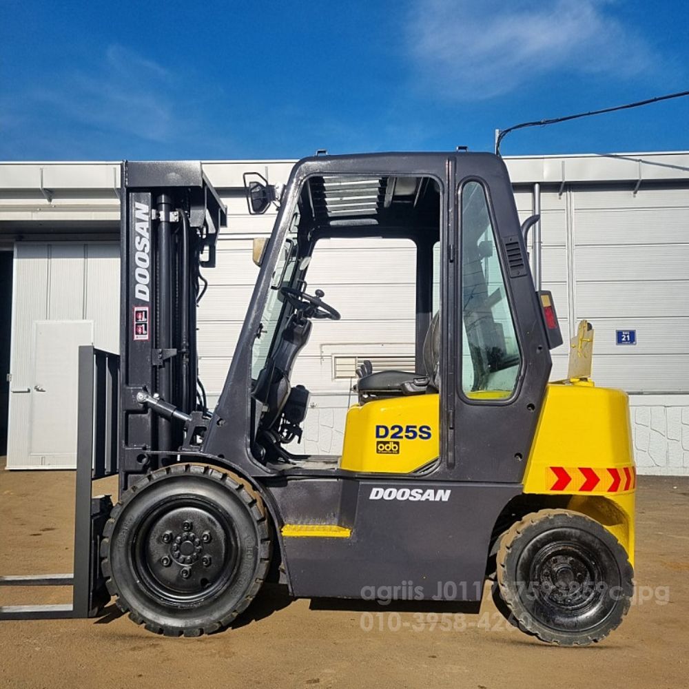 대우두산 지게차 D25S (2.5톤)