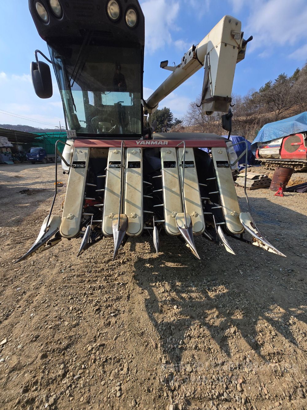 Yanmar Combine Harvester AW6114 (6Rows)