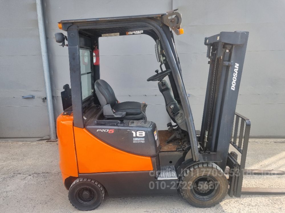 두산 지게차 D18S-5 (1.8톤)