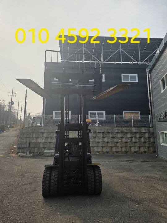 두산 지게차 4.5톤 자동발 (4.5톤)