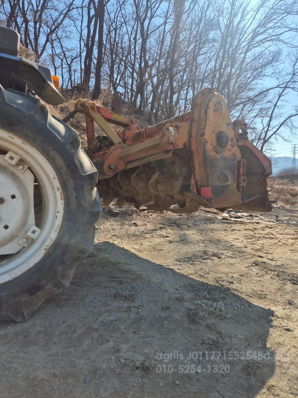 LS Tractor R45 (45hp) 뒤우측면