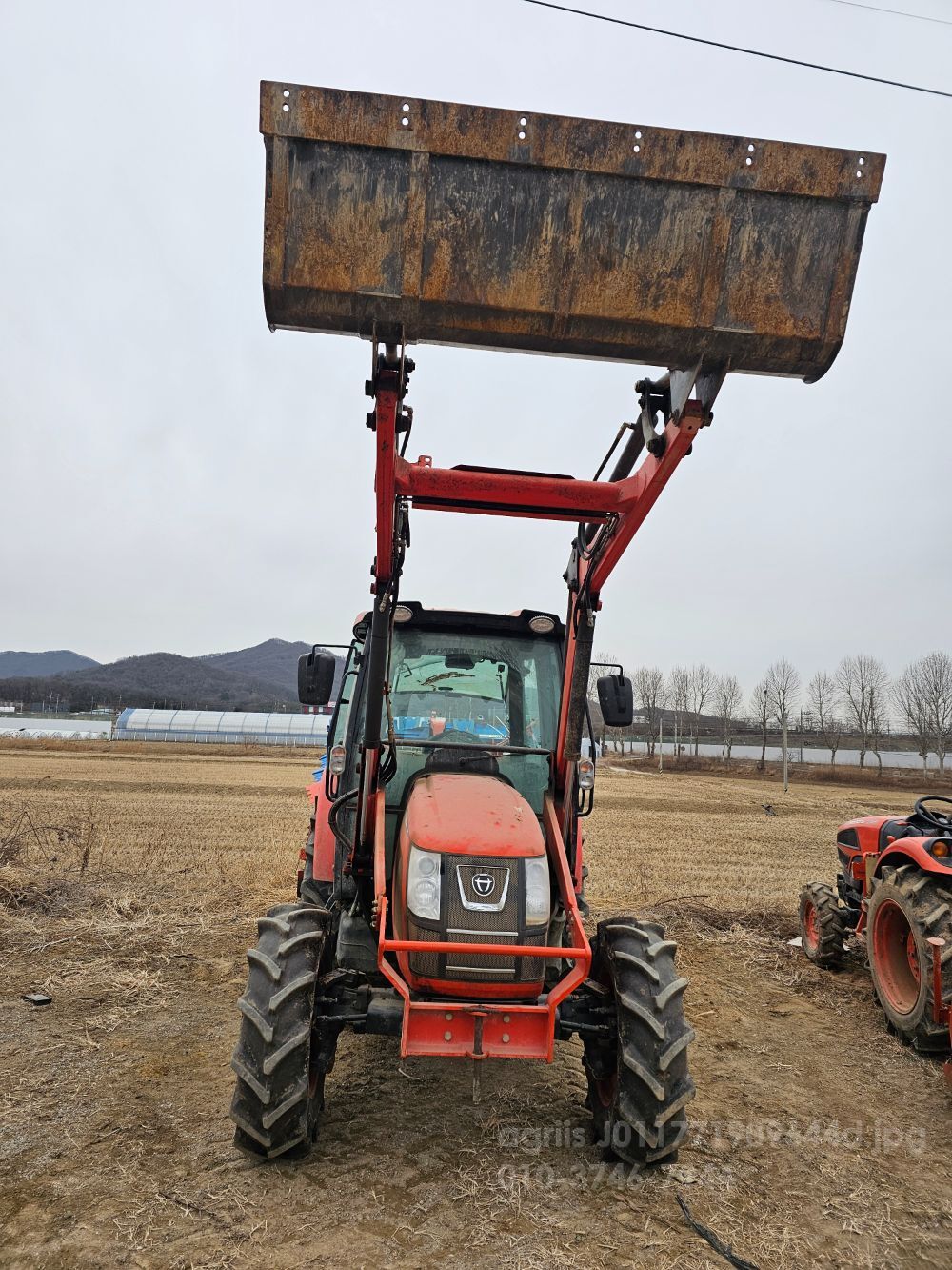 대동 트랙터 RX630 (63마력) 뒤우측면