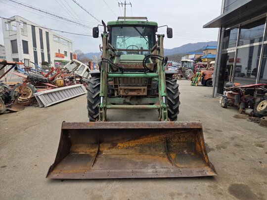 존디어 트랙터 6200 (85마력)