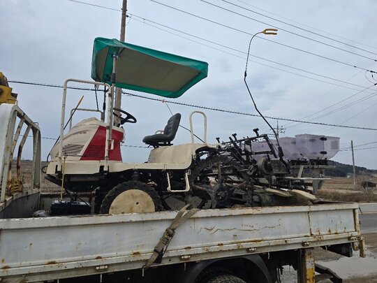 얀마 직파기  Vp60 앞좌측면