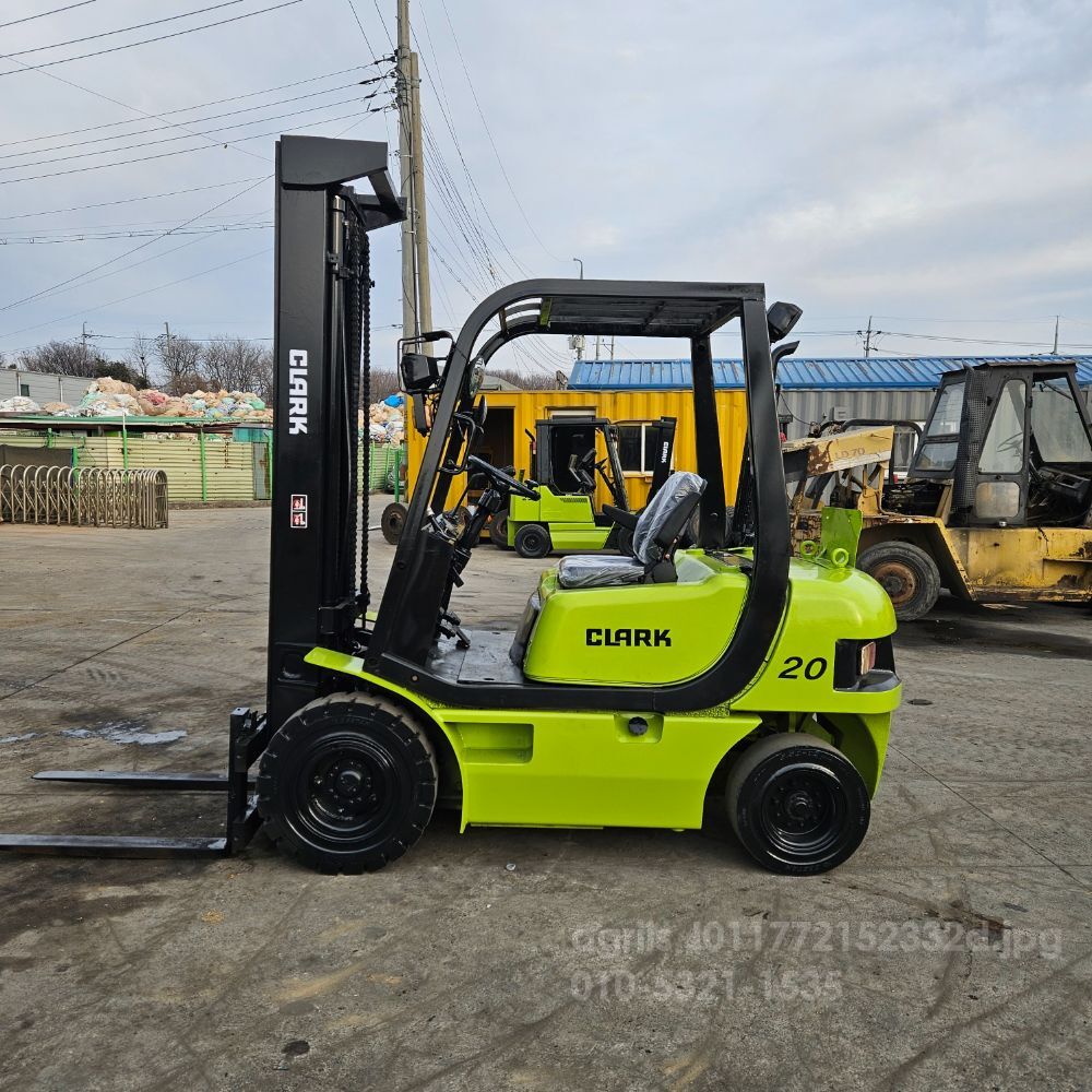 클라크 지게차 FX2톤 (2톤) 뒤우측면