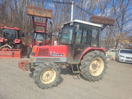 국제 트랙터 F455 (45마력)