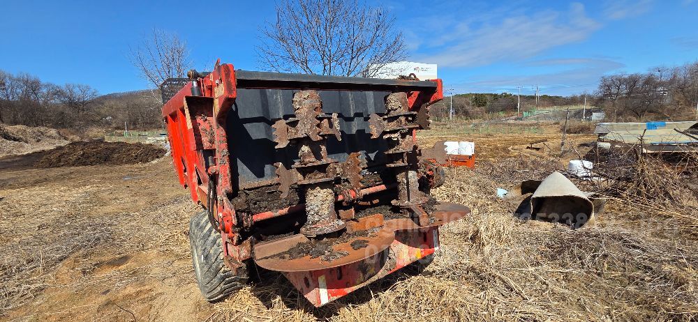 터키산 퇴비살포기 퇴비살포기 퇴비살포기