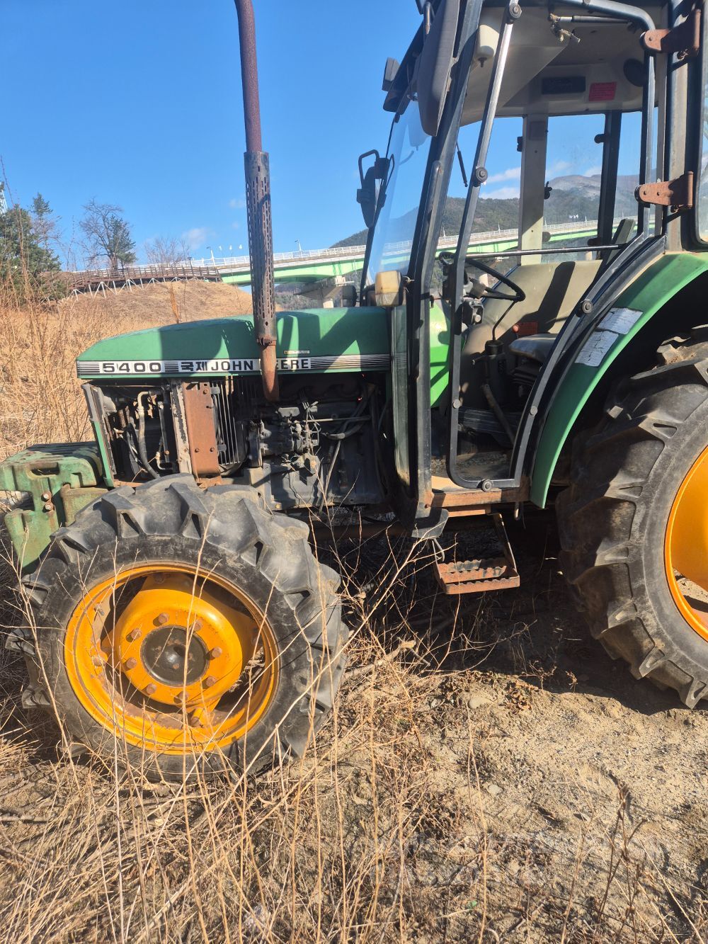 존디어 트랙터 5400 (68마력)