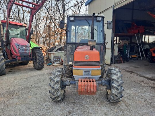 국제 트랙터 F455 (45마력)