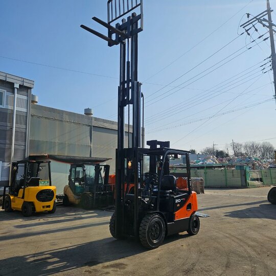 Doosan Forklift D20S-5 3단마스트 (2톤)