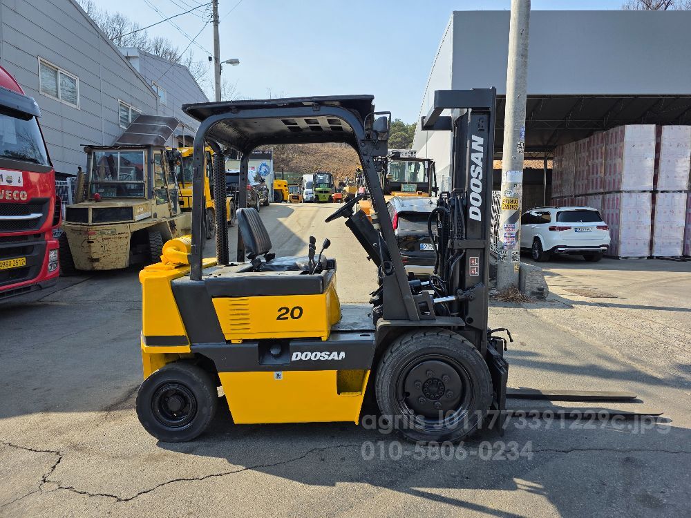 Doosan Forklift LD2톤 디젤 (2톤)