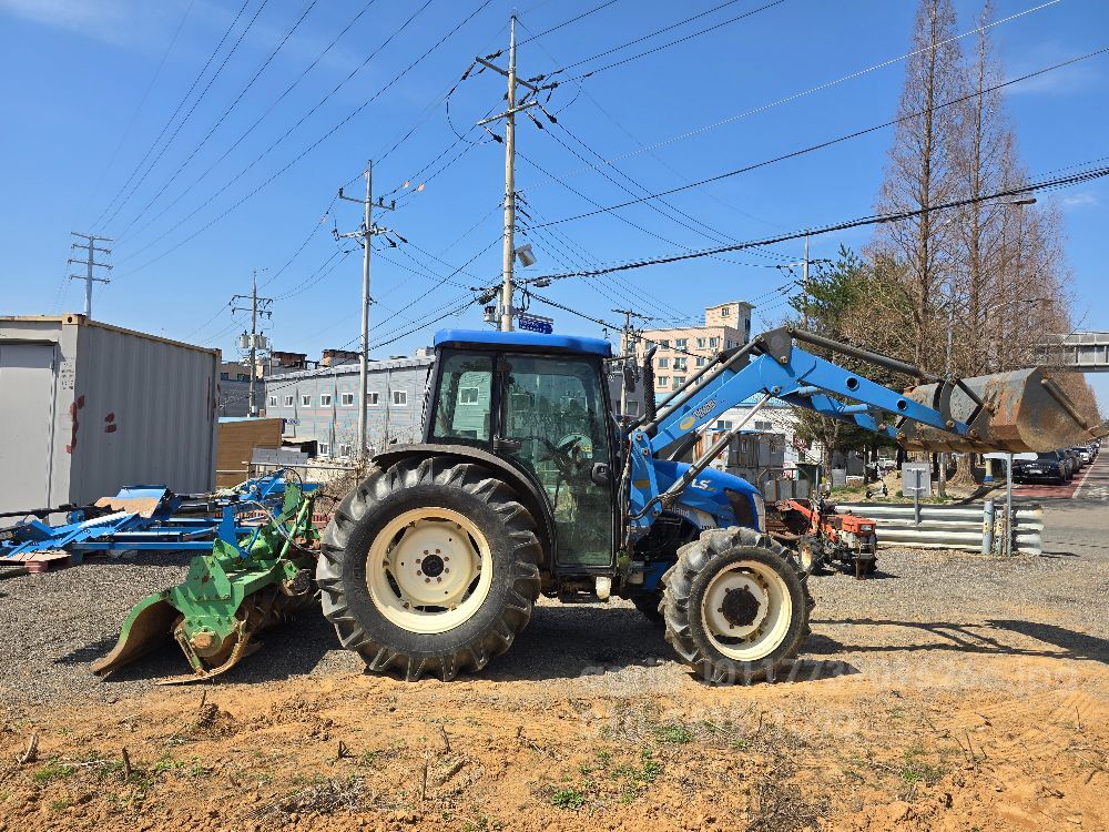 LS 트랙터 TN75 (75마력)