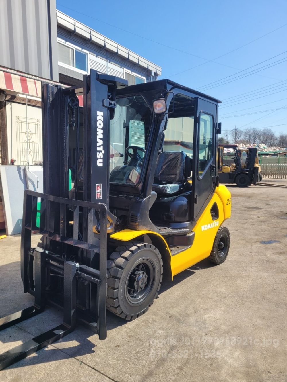 코마츠 지게차 2.5톤 중고 (2.5톤)