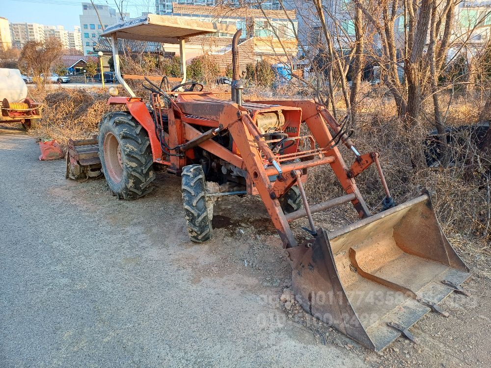 Daedong Tractor L3502 (35hp)