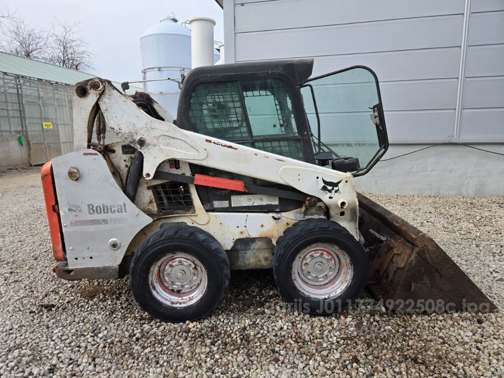 두산 스키드로더 S590