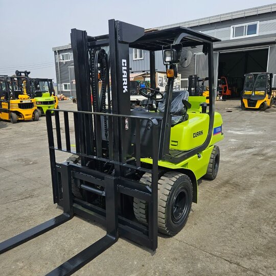 Samsung Forklift FX303D (3.0톤)