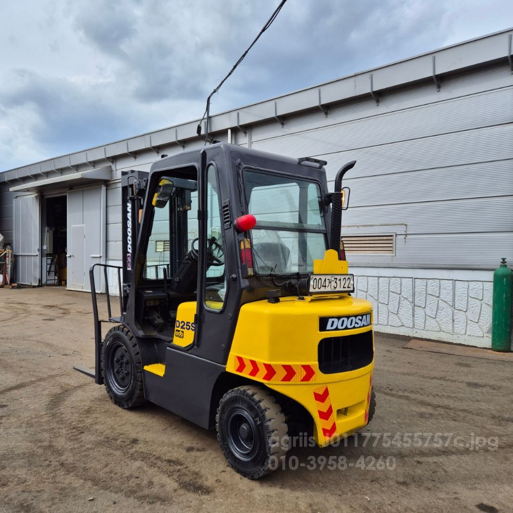 대우두산 지게차 D25S (2.5톤)
