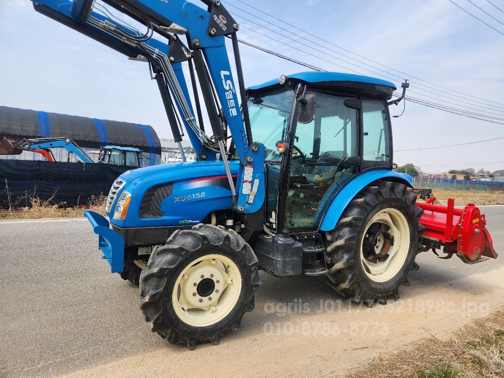 LS Tractor XU6158 (58.8hp)