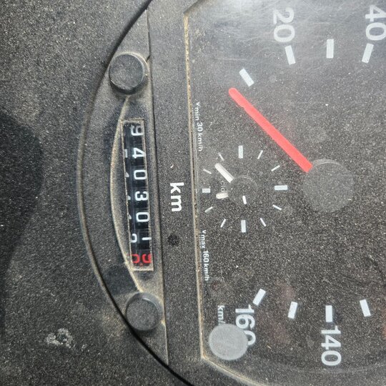  현대 4,5메가트럭 100  앞좌측면