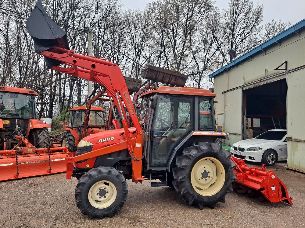 Daedong Tractor D400 (40hp)