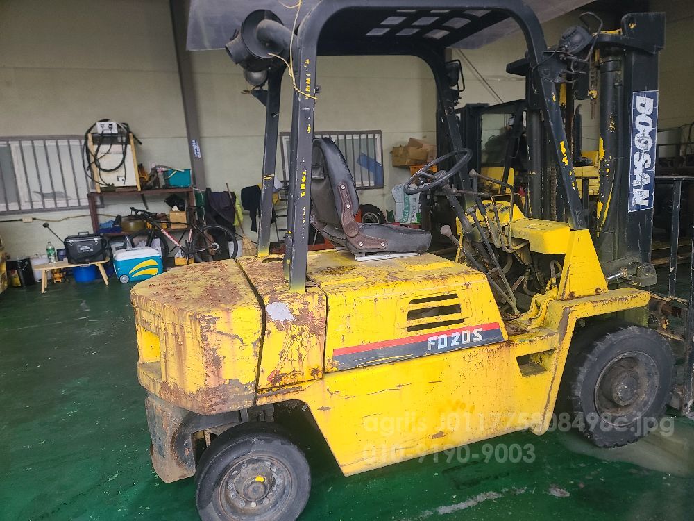두산 지게차 FD20S (2.0톤)