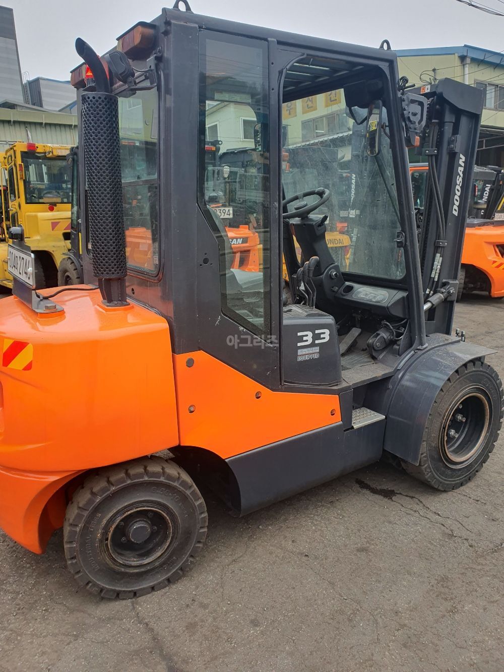 Doosan Forklift 3.3톤 3단마스타 더블타이어 (3.3톤)