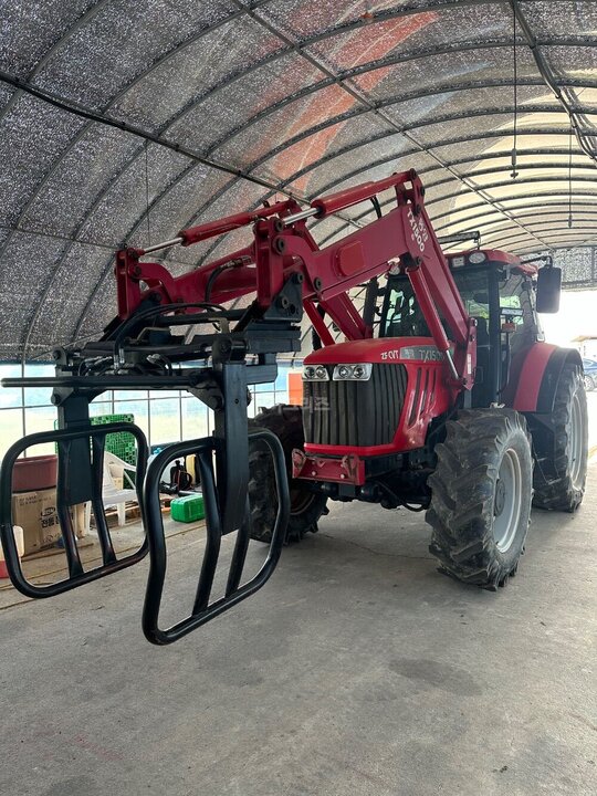 TYM 트랙터 TX1500 (145마력) 앞좌측면
