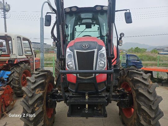 Daedong Tractor PX1300 (125hp)