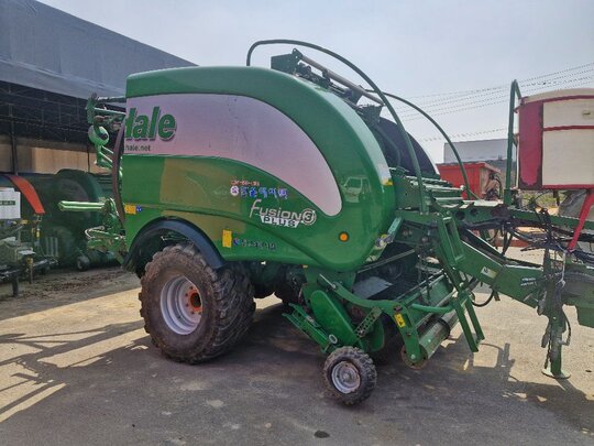  Round Baler 퓨전3 플러스 