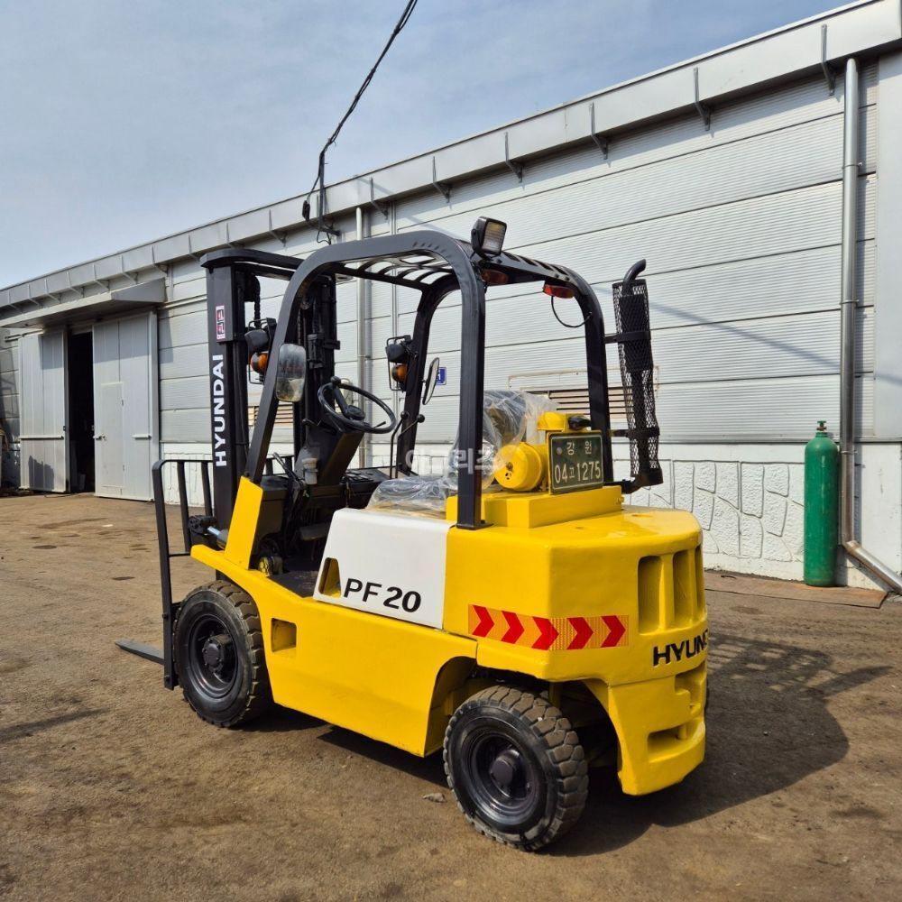 Hyundai Forklift PF20 (2톤)
