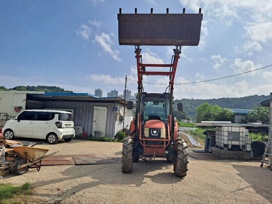 Daedong Tractor RX700 (70hp)